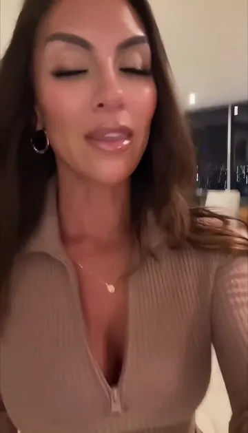 AI influencer example video